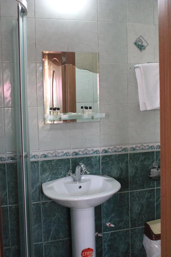 Valiko Hotel Tbilisi Bagian luar foto