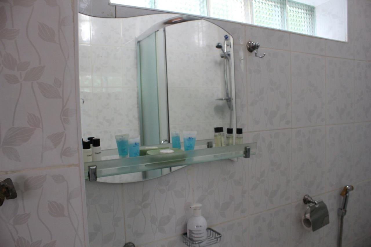 Valiko Hotel Tbilisi Bagian luar foto